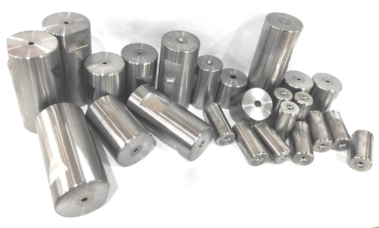 CABEZAL DE TORNILLOS QUE FORMAN MATRICES DE CARBURO DE TUNGSTENO